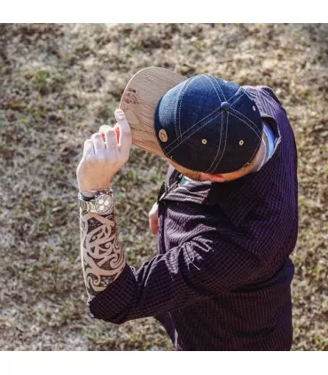 šiltovka, čapica, modrá jeans, 6 panel, drevo, dub hrčatý, drevený šilt, bavlna, pohľad z hora